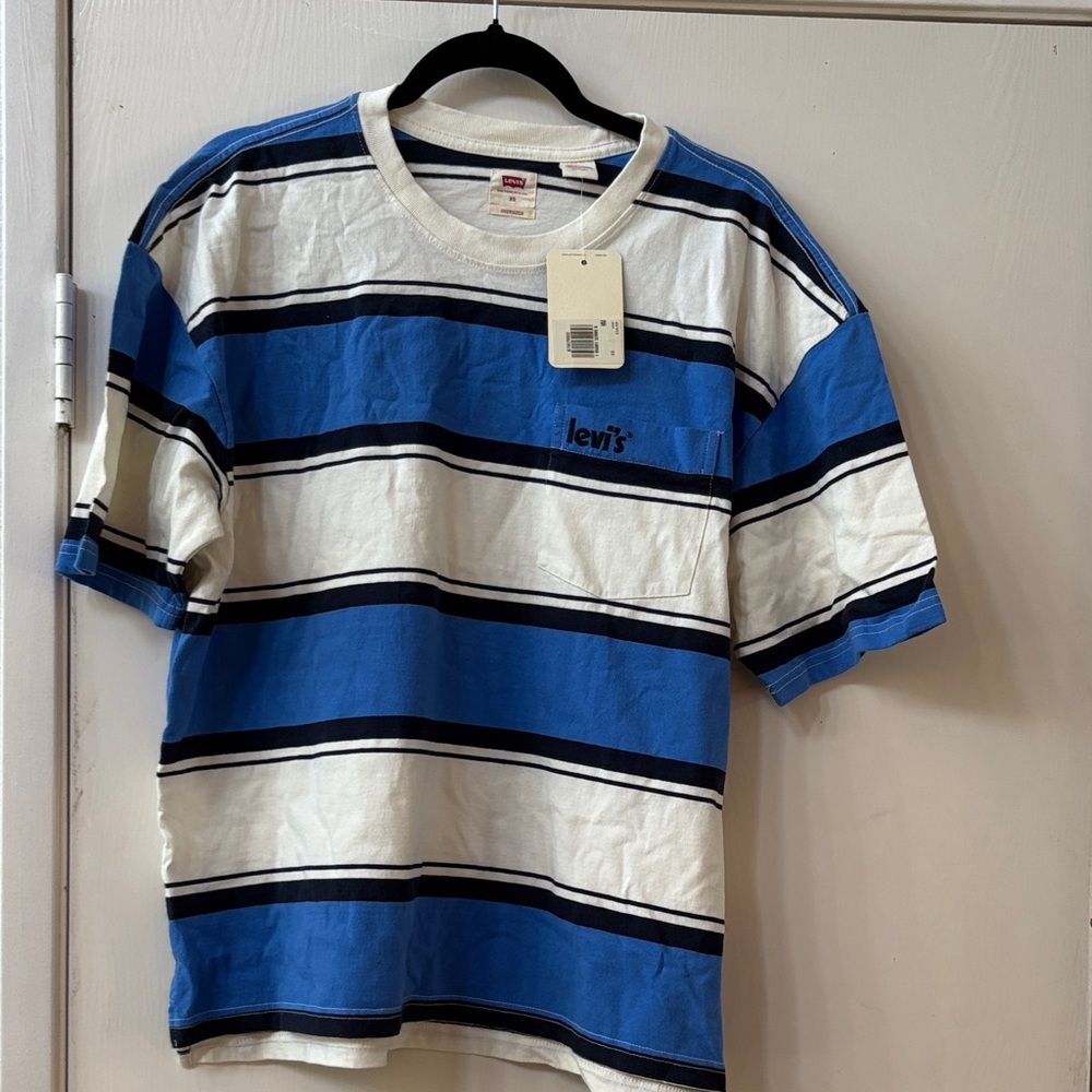 Levi's Men's Blue and White Striped Tee